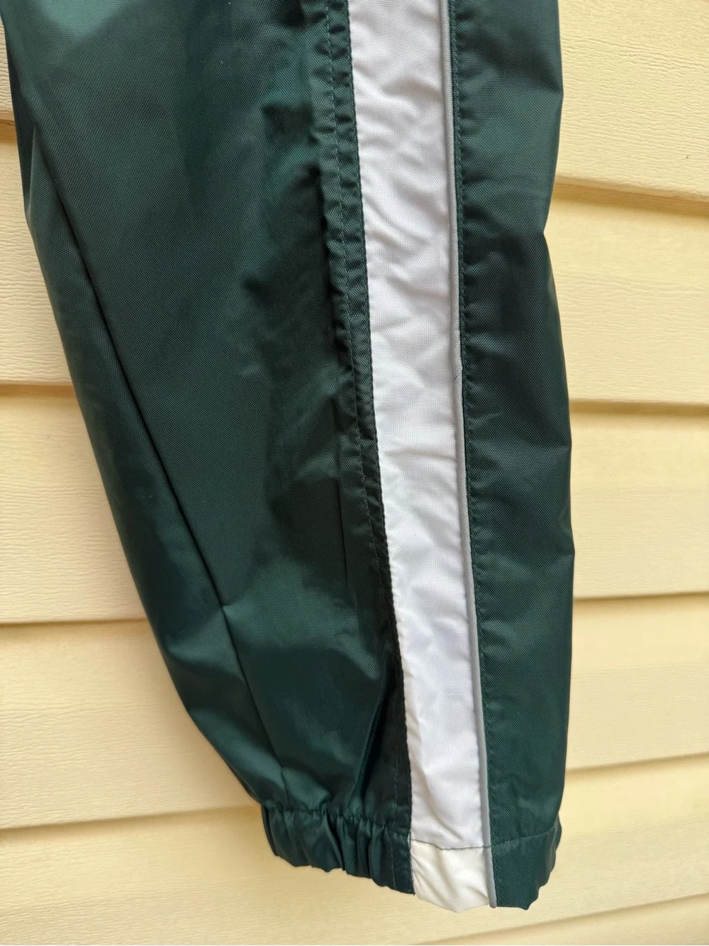 NWT ProSpirit Boys Large 10-12 Forest Green Nylon Track Wind Pants White Stripe